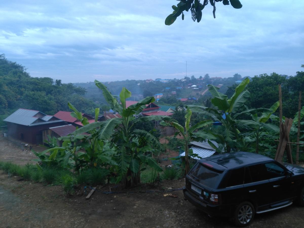 Tree Lodge Banlung エクステリア 写真