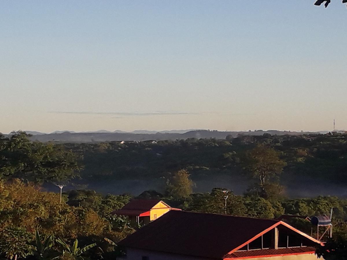 Tree Lodge Banlung エクステリア 写真