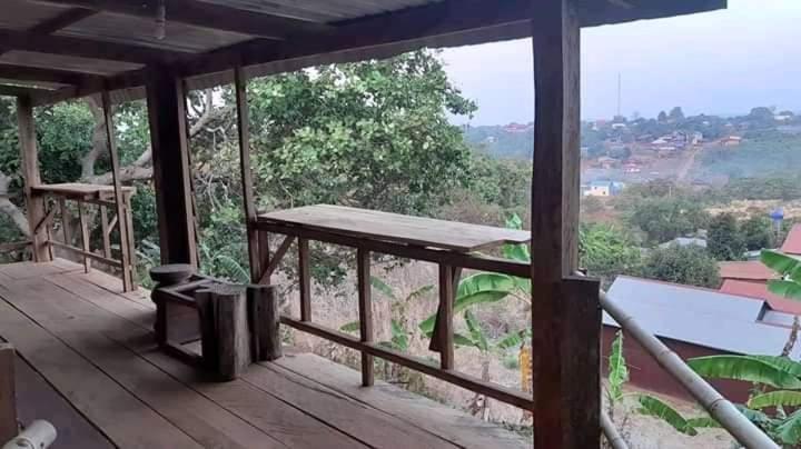 Tree Lodge Banlung エクステリア 写真