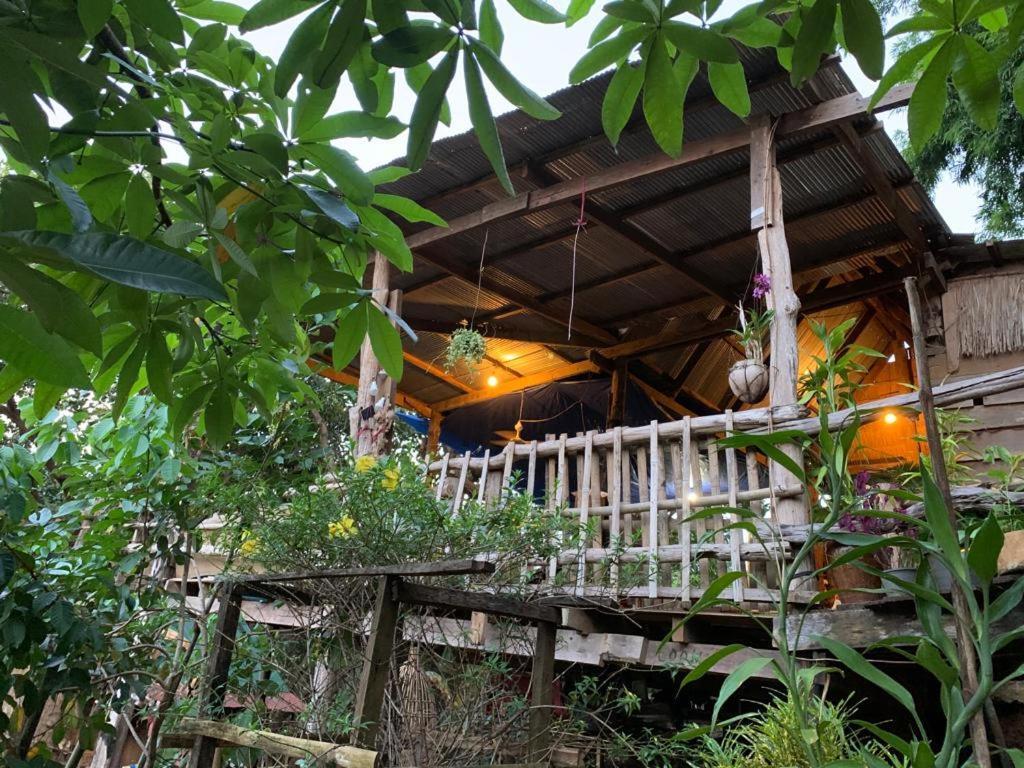 Tree Lodge Banlung エクステリア 写真