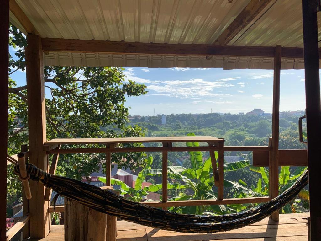 Tree Lodge Banlung エクステリア 写真